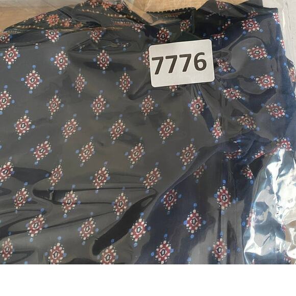 BLL beachlunchlounge XS Blue Print Bell Sleeve Peasant Blouse Viscose - Picture 7 of 7